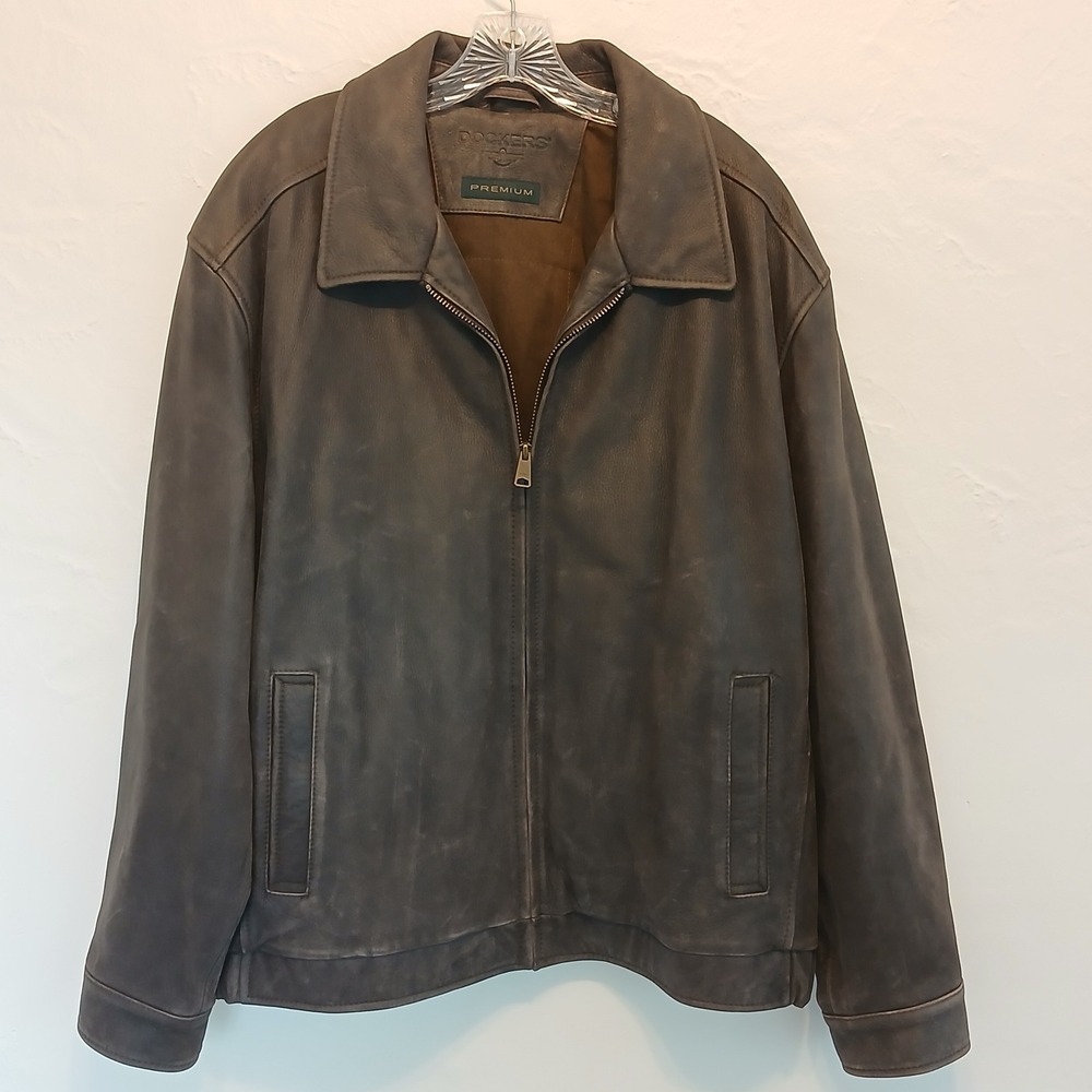Dockers Mens Rugged Heritage Distressed Full Zip Leather Bomber Jacket Brown